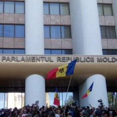 Зинаида Гречаный - Ион Кику - Парламент Молдавии утвердил состав правительства - radiomayak.ru - Молдавия