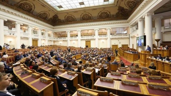 На выборы губернатора Ленинградской области планируют потратить 133 миллиона рублей