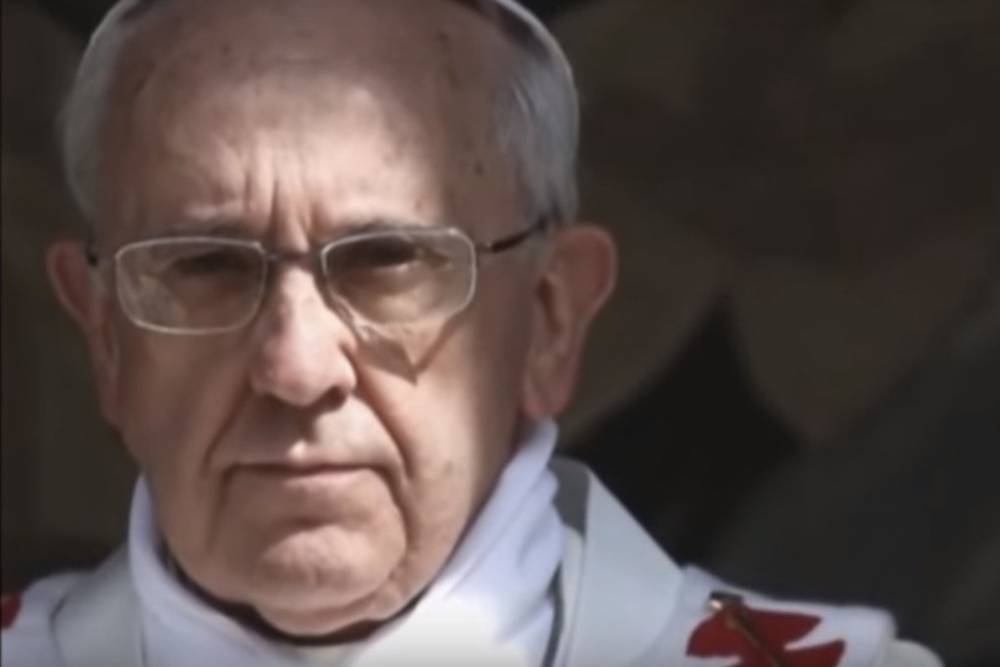 Папа Римский Франциск поклонился языческой богине и разгневал католиков