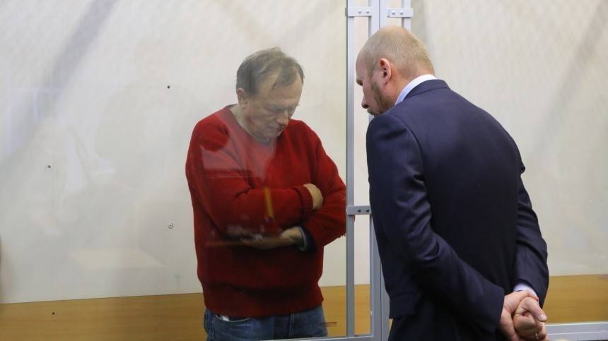 Коллеги обвиняемого в убийстве историка Соколова оплатили ему адвоката