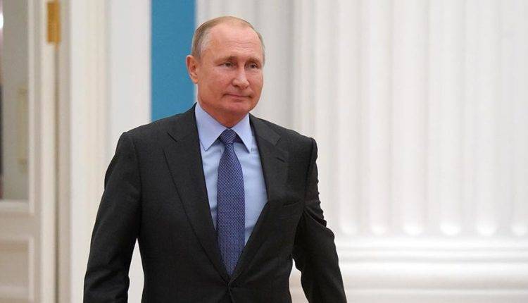 Путин поздравил сборную России с победой в чемпионате мира по самбо
