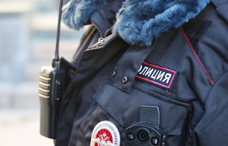Двух сотрудников транспортной полиции задержали за взятку в Подольске