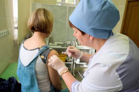 В Госдуму внесли законопроект о вакцинации в частных клиниках