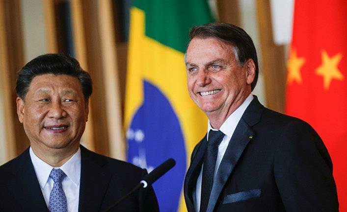 Синьхуа (Китай): Си Цзиньпин провел переговоры с президентом Бразилии Жаиром Болсонару