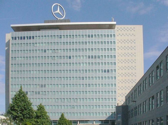 Daimler планирует сократить до 1,1 тыс. рабочих мест по всему миру