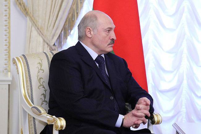 Недоверчивость Москвы подорвала авторитет Белоруссии – Лукашенко