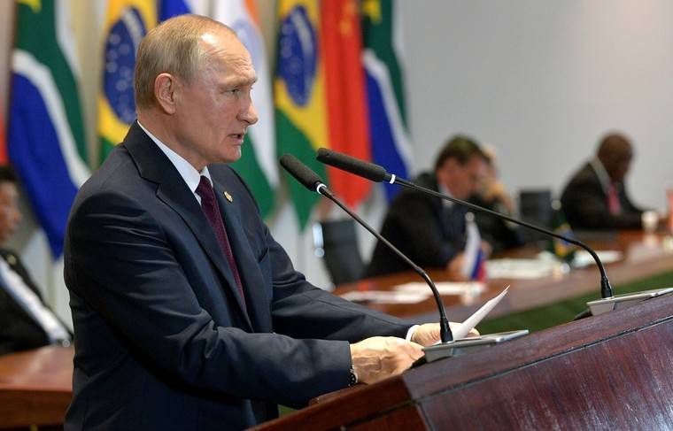 Путин: БРИКС является фактором стабильности в политике и мировой экономике