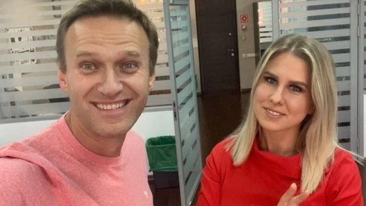 КПРФ не рассматривает покупку Навального из-за его «зашкваренности»