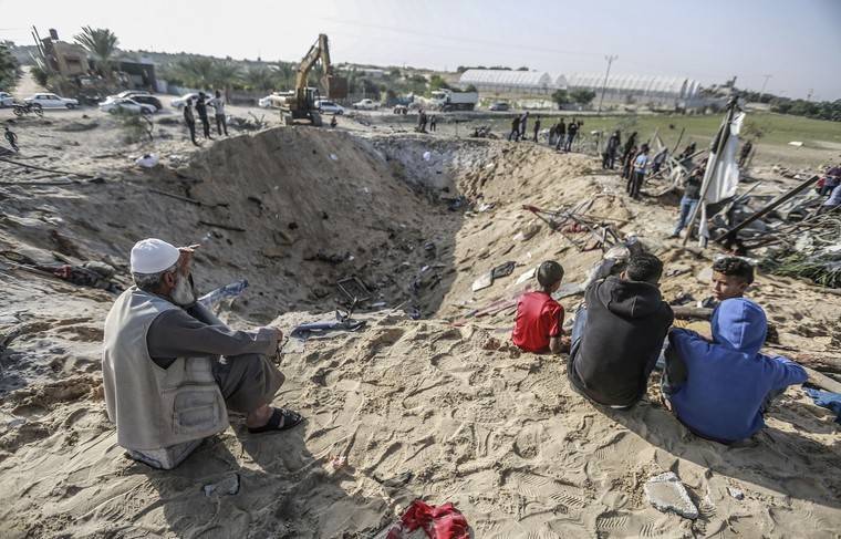 Израильские военные возобновили обстрелы сектора Газа