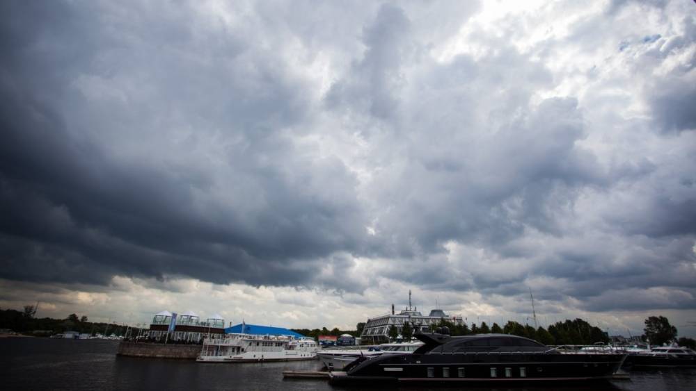 15 ноября в Ленобласти будет облачная погода с небольшими дождями