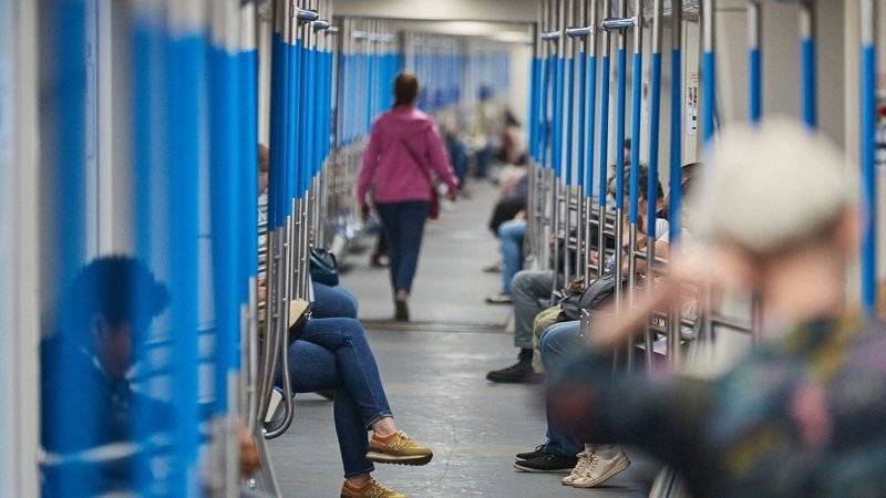 Москвичи смогут оплатить проезд в метро через приложение Mir Pay