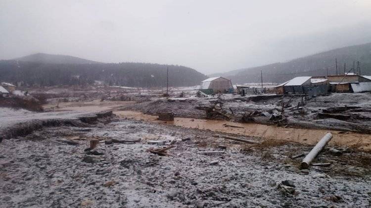 Спасатели прекратили поиски в районе прорыва дамбы в Красноярском крае из-за морозов