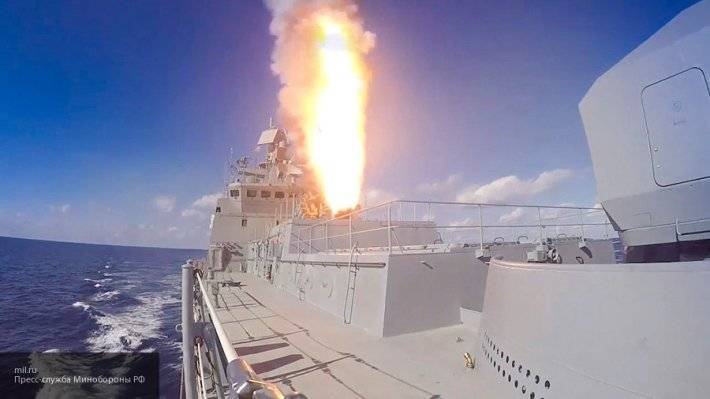 Российский адмирал назвал настоящую причину беспокойства Киева из-за укрепления ЧФ РФ