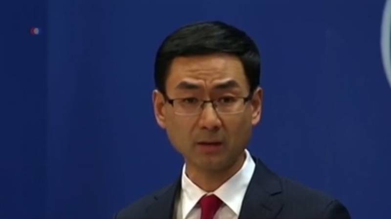 МИД Китая призвал Великобританию не вмешиваться в дела Гонконга