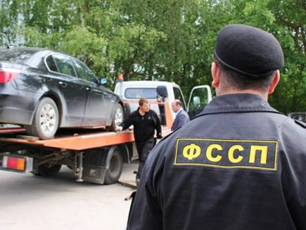 Задолжавший организации 250 тыс. рублей великолучанин едва не лишился автомобиля