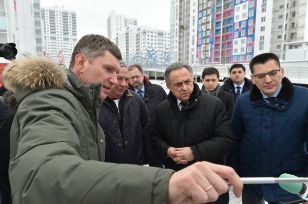 Виталий Мутко в Перми оценил строительство микрорайона "Красные казармы"