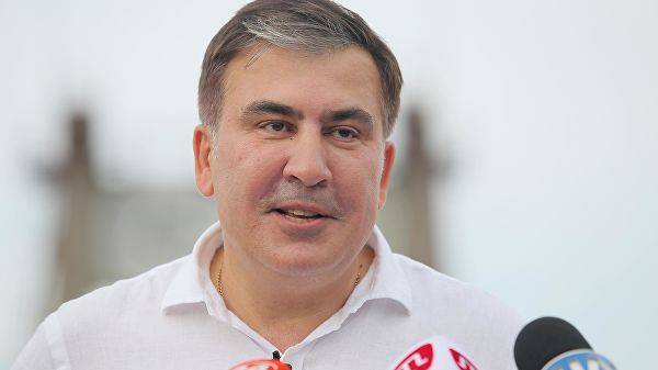 Саакашвили поддержал требование назначить внеочередные выборы в Грузии