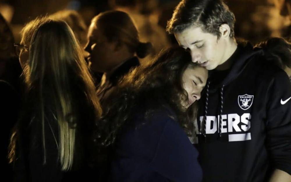 В свой день рождения 16-летний школьник расстрелял учеников своей школы: 2 погибших