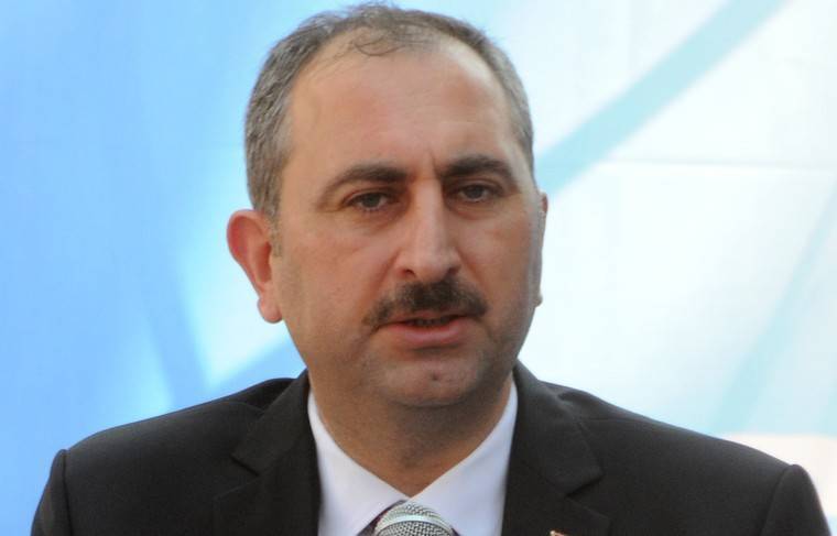 В МВД Турции назвали предварительную причину смерти главы «Белых касок»