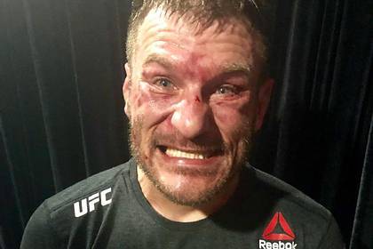 Чемпион UFC в тяжелом весе захотел побить Тайсона Фьюри