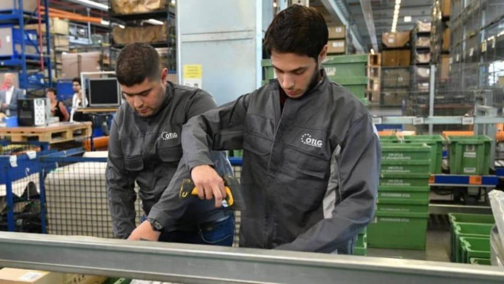 Какие шансы у беженцев найти работу в Германии?