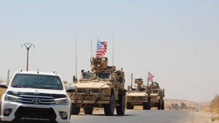 Востоковед назвал курдов прикрытием США для воровства нефти Сирии