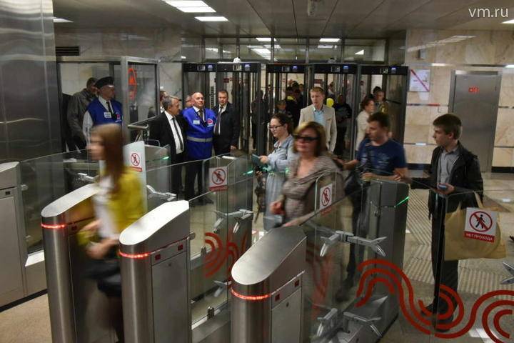 Вестибюли трех станций московского метро закроют на два дня