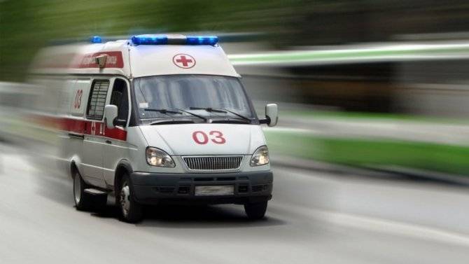 В Петербурге иномарка сбила двух девочек