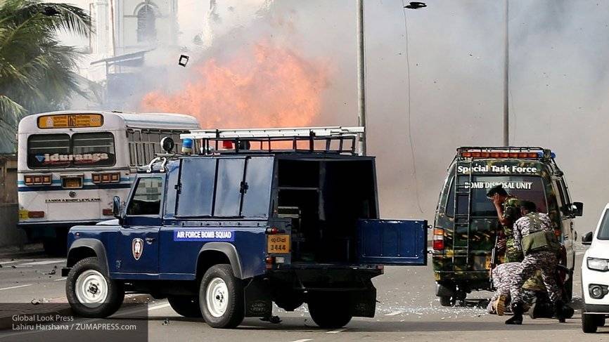 Новый теракт произошел на Шри-Ланке в день выборов, боевики обстреляли колонну автобусов