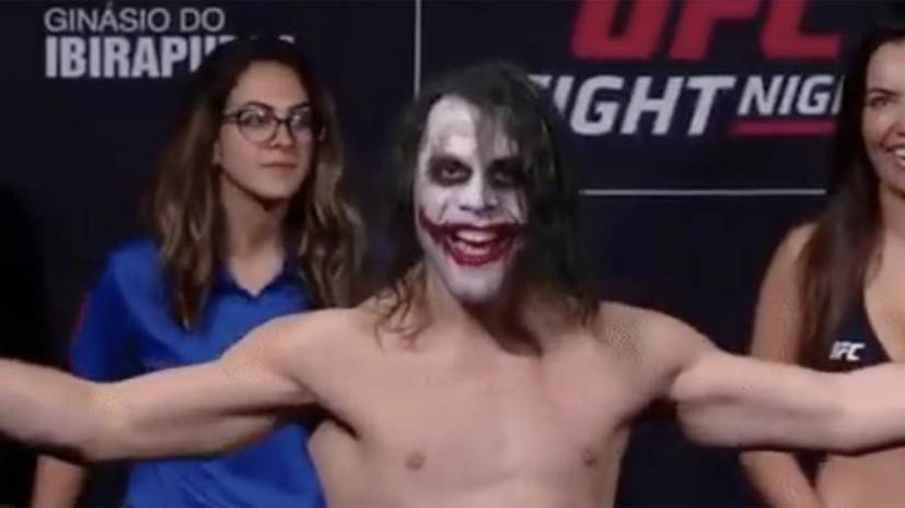 Бразильский боец UFC вышел на взвешивание в образе Джокера