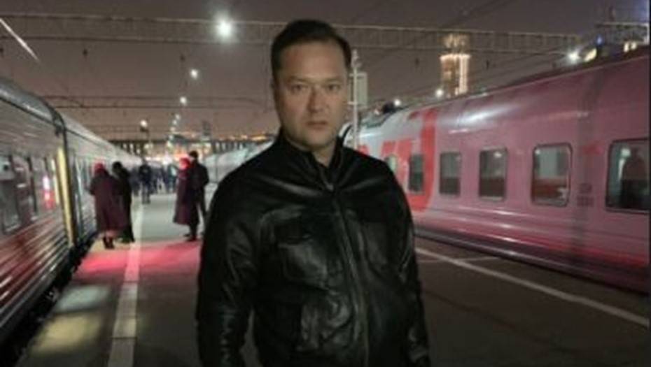 СКР проверит обстоятельства смерти в поезде лидера "Новой России" Никиты Исаева