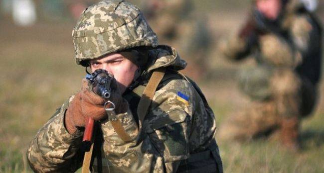 ДНР: Украинские военные открыли огонь в районе Петровского