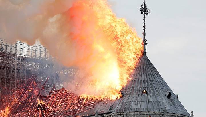 Российских специалистов попросили помочь в реставрации собора Парижской Богоматери