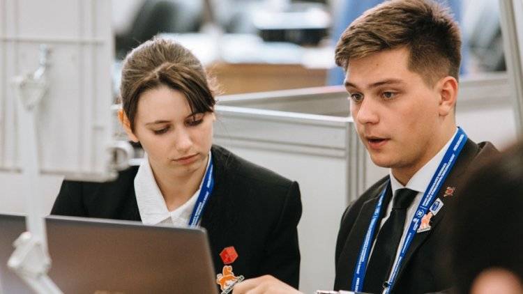 «Молодые лидеры Рунета» поделятся примером успеха с начинающими IT-специалистами