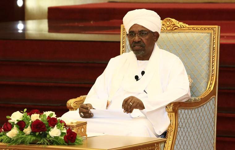Экс-президенту Судана вынесут приговор по делу о тайной комнате