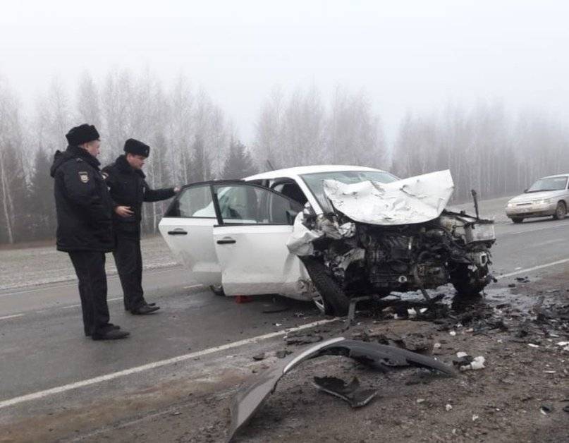 Четыре человека погибли в жестком ДТП на трассе под Казанью