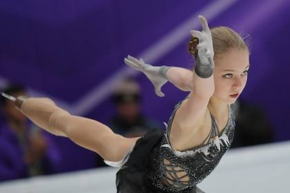 15-летняя Трусова обогнала Медведеву и выиграла этап Гран-при в Москве