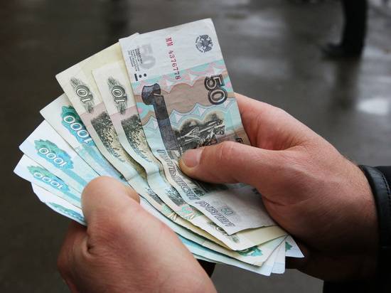 В Госдуму внесли предложение о минимальной зарплате бюджетников