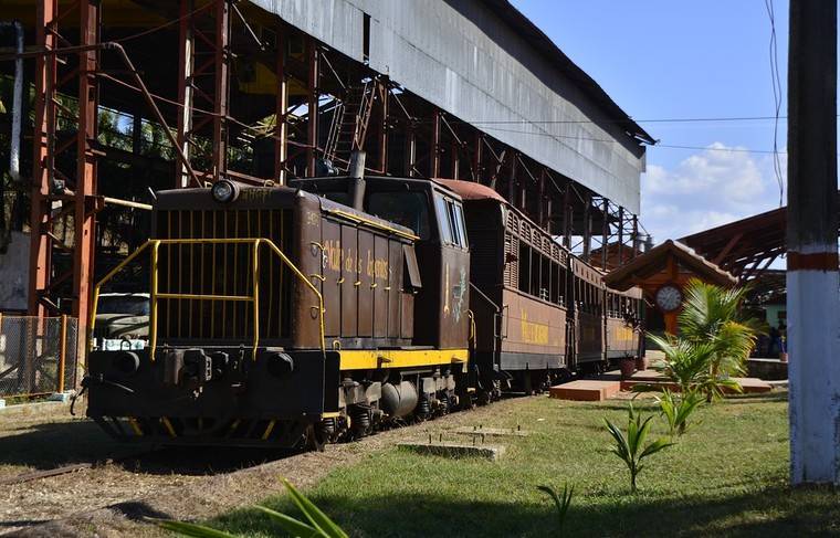 Россия и Куба обсудили детали проекта по реконструкции железных дорог