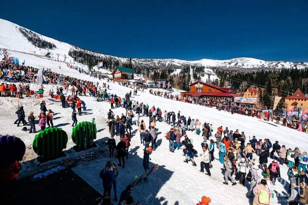 Стало известно, сколько полицейских охраняли порядок на открытии горнолыжного сезона в Шерегеше