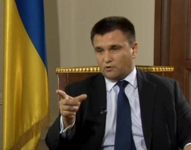 Экс-глава МИД Украины объявил успехом Путина разведение сил в Донбассе