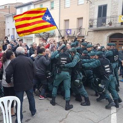 Сторонники независимости Каталонии устроили акцию протеста