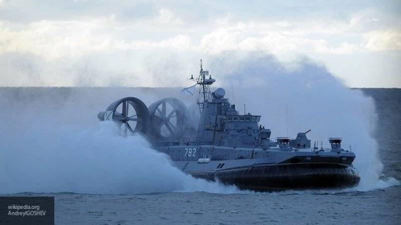 СМИ стали известны характеристики первых универсальных десантных кораблей РФ
