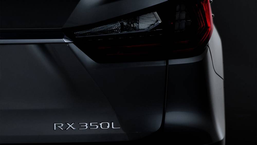 Lexus RX стал самым популярным премиальным автомобилем в России
