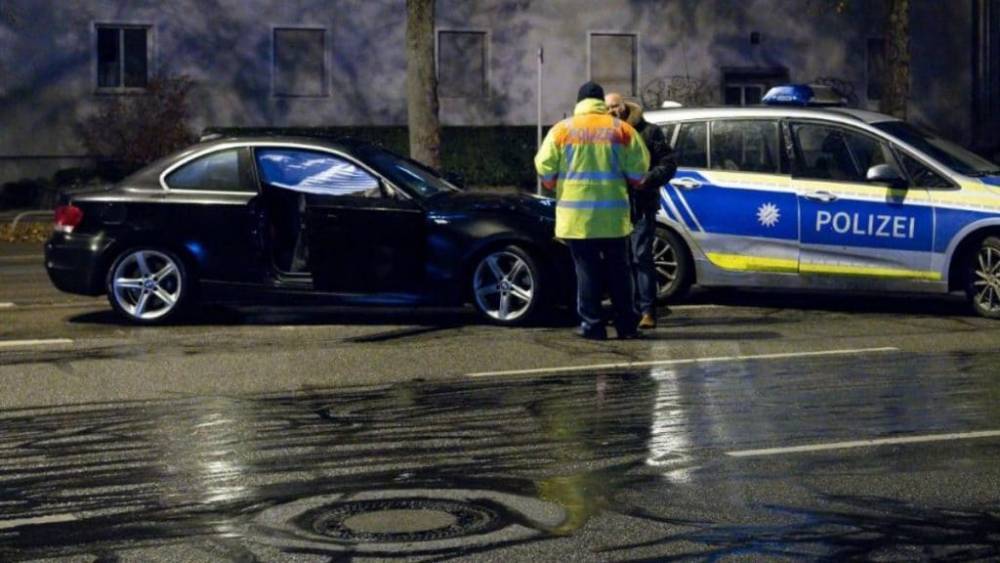 Мюнхен: пытаясь скрыться от полиции, водитель насмерть сбил 14-летнего парня