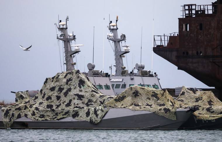 РФ передаст корабли ВМС Украине в районе мыса Тарханкут
