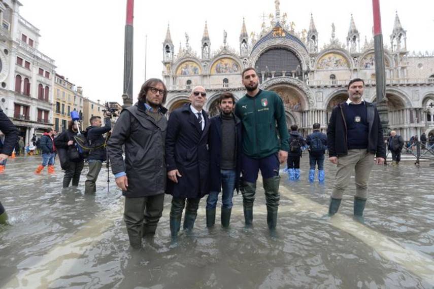 Венеция ожидает новую волну прилива, объявлен высший уровень опасности
