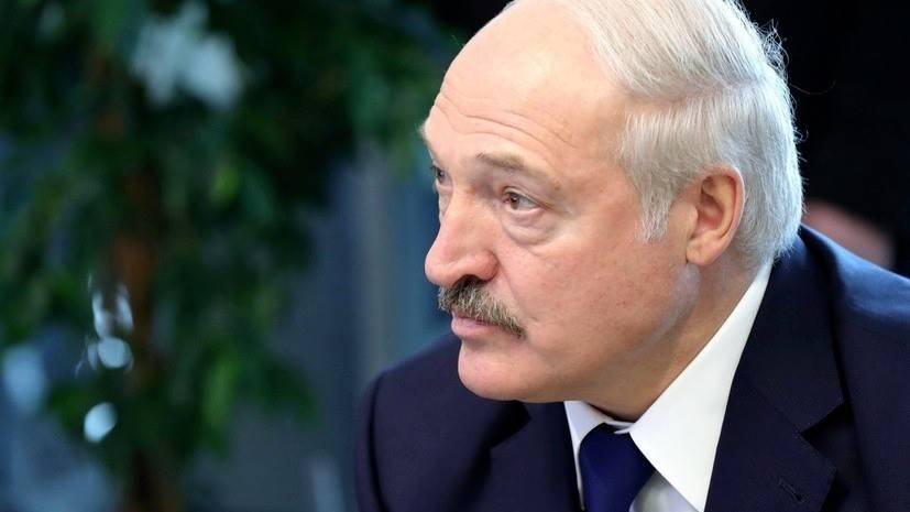 Лукашенко осудил Польшу за неприглашение Путина на памятную дату