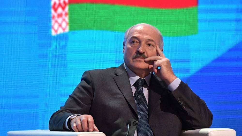 Лукашенко осудил решение Польши не приглашать РФ на годовщину Второй мировой войны