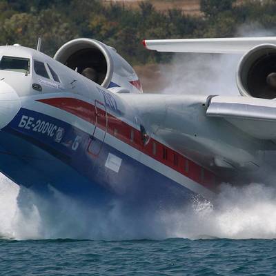 Самолет-амфибия Бе-200 МЧС России будет задействован в Абхазии для тушения пожара
